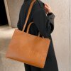 Large Capacity Women's Fashion Portable Tote Bag - Image 7