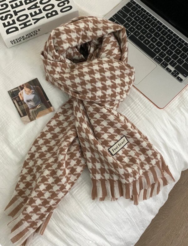 Women's Cashmere-like Houndstooth Design Outer Shawl Scarf - Image 2